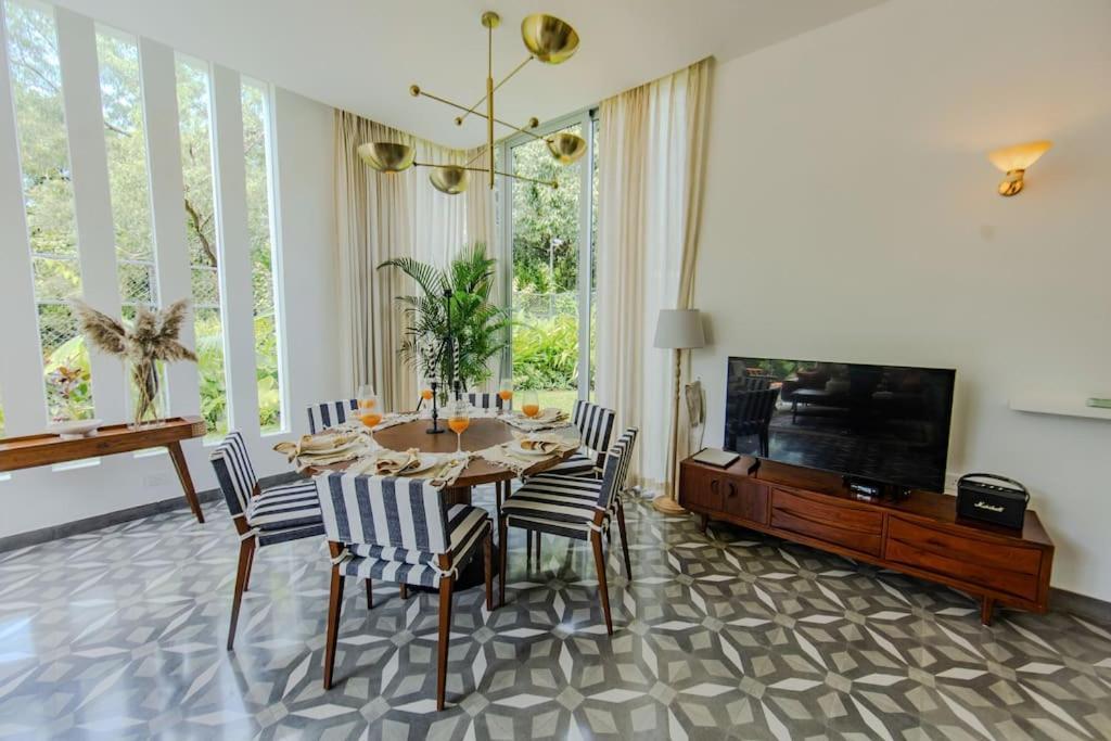Presidential Luxury Villa Anjuna With Pvt Pool & Bathtub, Most Prime Location Extérieur photo