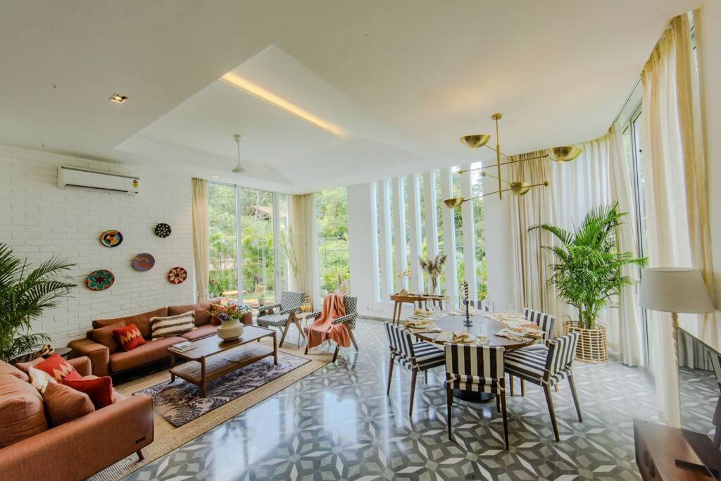 Presidential Luxury Villa Anjuna With Pvt Pool & Bathtub, Most Prime Location Extérieur photo